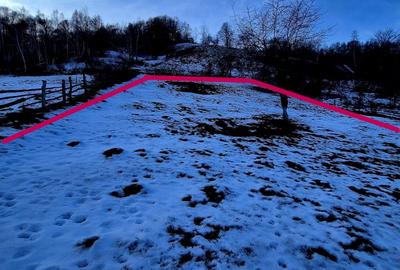 Teren intravilan Simon/Bran, 4318 mp , casuta intabulata, utilitati - 2