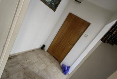 Apartament cu 4 camere decomandat în Central - 3