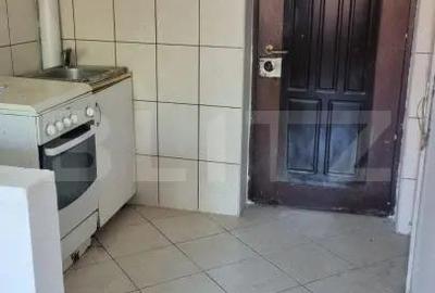 Garsoniera 20 mp , zona Micro 15 - 2