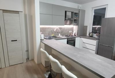 Apartament cu 3 camere decomandat în Dumbrăvița - 2