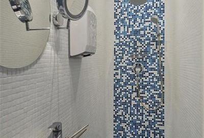 Casă individuală cu 9 camere cu Teren 200 Mp în Central - 23