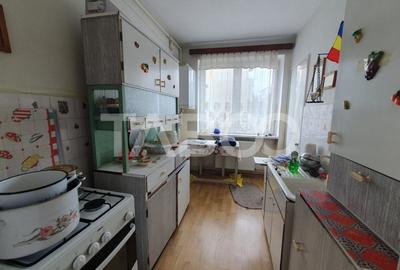Apartament 2 camere semidecomandat etaj 1 zona Tudor Vladimirescu - 4
