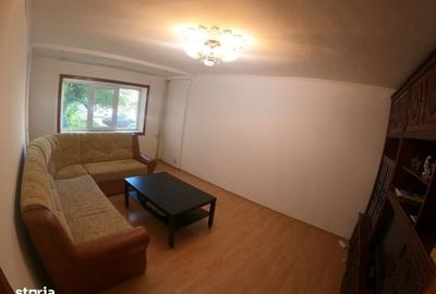 Apartament cu 3 camere decomandat în Uiești - 10