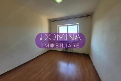 Vanzare apartament 3 camere decomandat, zona Liceului Pedagogic, Targu Jiu - 2