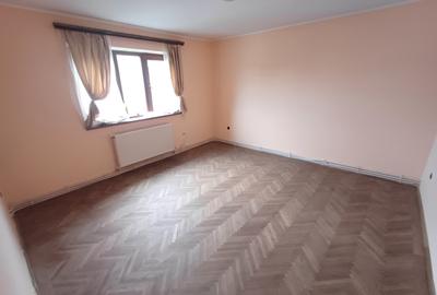 Apartament cu 2 camere decomandat în Calea Galați - 3