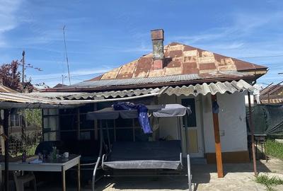 Casă cu 7 camere cu Teren 488 Mp în Exterior Vest - 3