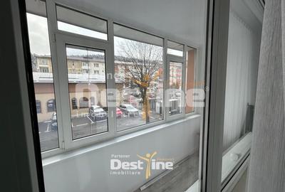Apartament cu 3 camere semidecomandat în Central - 11