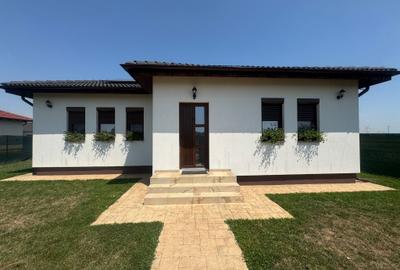 Casă individuală cu 4 camere cu Canalizare în Moșnița Nouă - 3