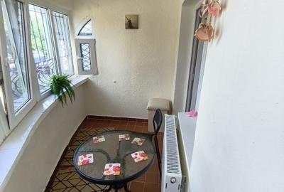 Proprietar Închiriez apartament 3 camere vizavi de plaja modern - 7