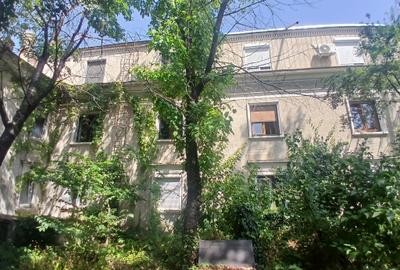 APARTAMENT 2 CAMERE IN BLOC DE 2 ETAJE - 30