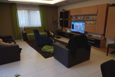 Casă cu 4 camere cu Teren 900 Mp în Nufărul - 3