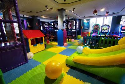 Vand spa?iu comercial multifunc?ional Vand spa?iu comercial multifunc?ional - 8