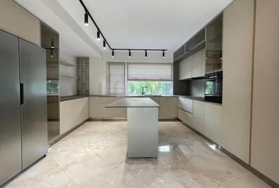 Casă individuală cu 4 camere cu Canalizare în Central - 7