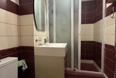 Apartament cu 2 camere decomandat în Republicii - 5