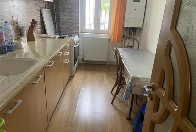 Apartament cu 3 camere decomandat, mobilat în Central - 20