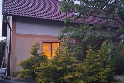 Casă cu 3 camere în Central - 5