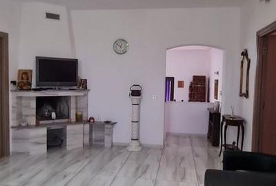 Casă cu 7 camere cu Canalizare în Cosmești - 14