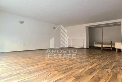Spațiu comercial, de 45 mp, în Central - 9