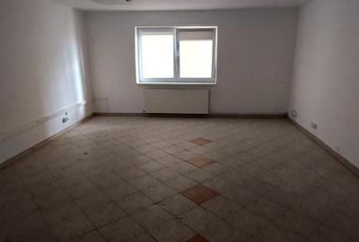 Apartament la casa cu curte si locuri de parcare - 2