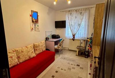 Apartament cu 3 camere semidecomandat în Tomis Nord - 4