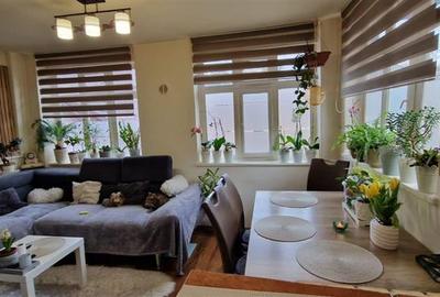 Apartament cu 2 camere decomandat în Cornișa - 1