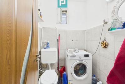 Apartament cu 4 camere decomandat în Valenta - 15