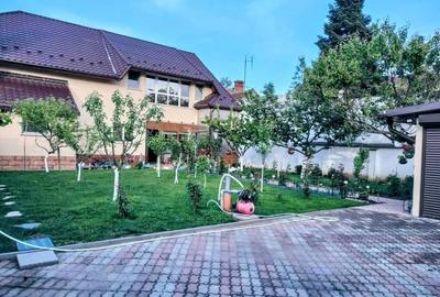 Casă cu 4 camere decomandat în Central - 8