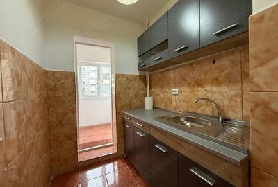 Garsonieră decomandată în Rogerius