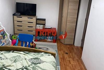Apartament 3 camere semidecomandat de vanzare etaj intermediar zona Closca - 5