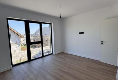 Casă cu 4 camere cu Teren 330 Mp în Central - 6