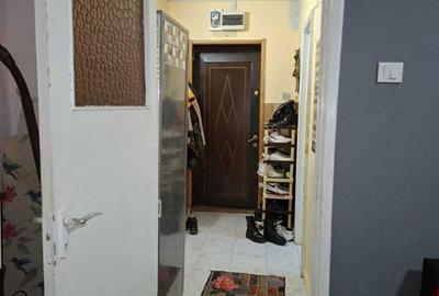 Apartament cu 2 camere semidecomandat în Exterior Vest