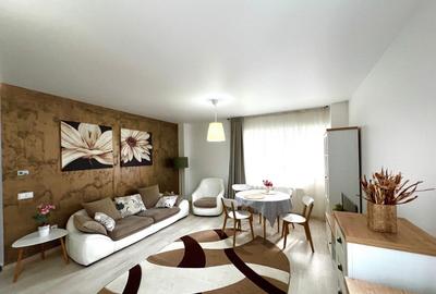 Apartament 3 camere Maurer Coresi, Decomandat, Boxa + Parcare extra - 1