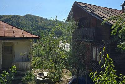 Casă cu 5 camere în Aluniș - 10