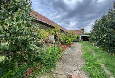 Comision 0 - Centru - Sanandrei - Teren 1850 mp + Casa 5 camere - 4