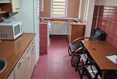 Apartament cu 2 camere decomandat în Central - 2