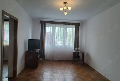 Vand apartament 3 camere in Hunedoara, zona Micro1-Parc Corvin, et.2 - 2