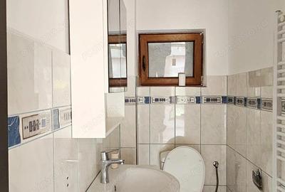 Vila cocheta prevazuta cu garaj si 500 mp teren,com.Alexandru cel Bun - 5