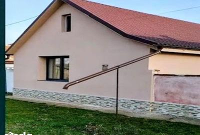Casă cu 2 camere cu Teren 1285 Mp în Șagu - 2