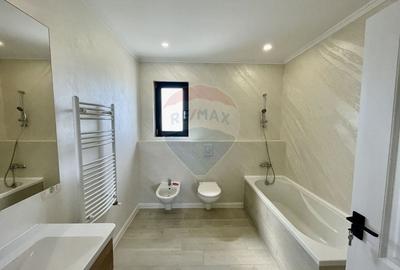 Casă cu 4 camere cu Canalizare în Exterior Vest - 33