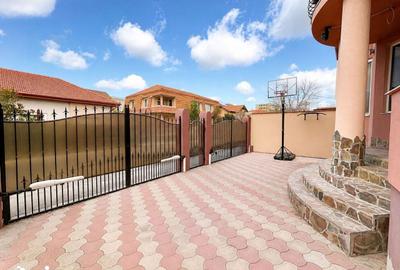 Casă cu 9 camere cu Teren 300 Mp în Rogerius - 3