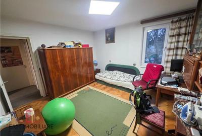 Apartament cu 3 camere circular în Cornișa - 4