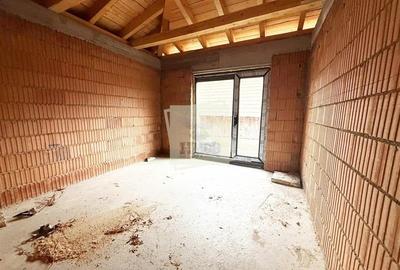 Casa individuala cu 4 camere 3 bai si 390 mp teren in Sura Mica - 15