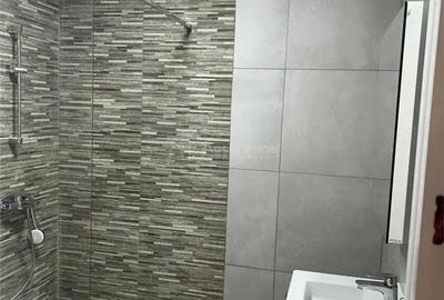 2 decomandat, mobilat, utilat,bloc nou, etaj 3, parcare - zona centrala - 5