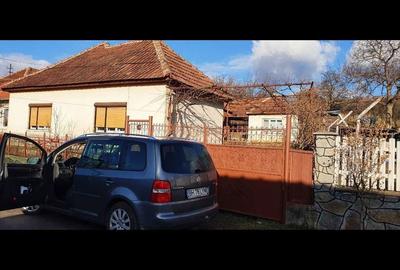 Casă cu 3 camere în Central - 2