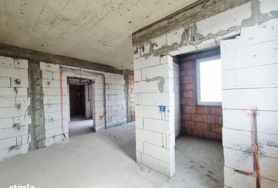 Casă cu 5 camere cu Teren 500 Mp în Central - 2