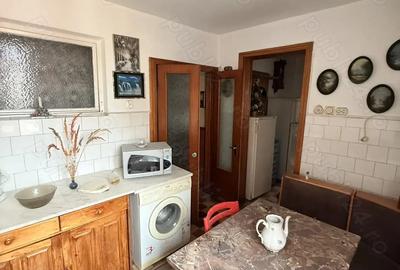 Apartament cu 4 camere decomandat în Mărăței - 2