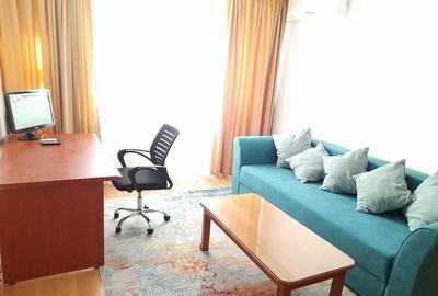 Apartament cu 2 camere semidecomandat, mobilat în Iancului