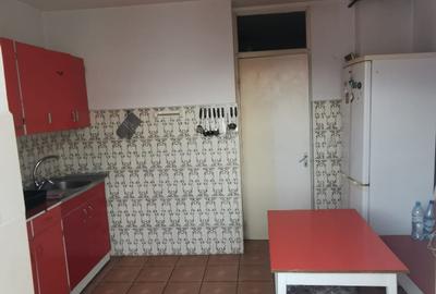 Poarta 6 / 3 camere decomandat / centrala gaze - 2