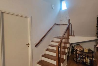 Casă cu 4 camere în Central - 4