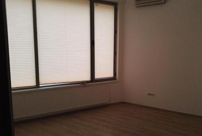 Birou, de 600 mp, în Națiunile Unite - 7